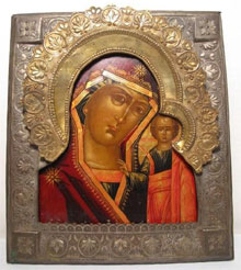 19th-century Russian icon The Kazan Mother of God and The Christ Child delivering a blessing, 8 inches by 9 inches. Estimate $1,200-$1,800. Auctions Neapolitan image.