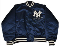 Autographed and worn Mickey Mantle golf jacket, framed, acquired through Mantle’s personal attorney. Comes with LOA from PSA DNA, est. $2,000-$4,000. Morphy Auctions image.